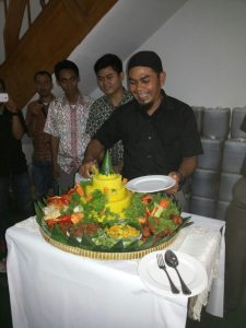 Pesan Nasi Tumpeng di Cilandak Barat