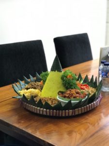 Jual Nasi Tumpeng di Rawamangun Jakarta Timur Jual Nasi Tumpeng di Rawamangun Jakarta Timur