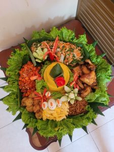 Pesan Nasi Tumpeng di Jakarta Barat