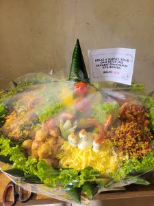 Pesan Nasi Tumpeng di Tebet Timur