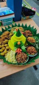 Nasi Tumpeng 20 Orang