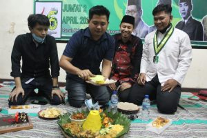 Nasi Tumpeng Terdekat di Bekasi