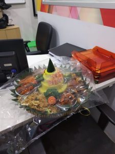 Pesan Nasi Tumpeng Lengkap