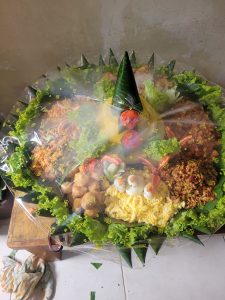 Tempat Pesan Nasi Tumpeng Terdekat