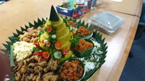 Pesan Nasi Tumpeng Murah dan Enak di Bekasi