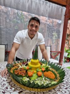 Pesan Nasi Tumpeng untuk Acara Syukuran Kantor